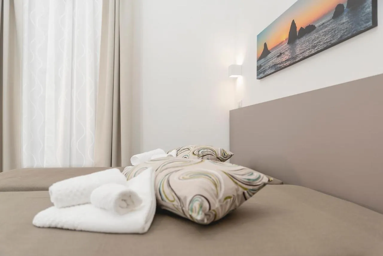 Guest house Fladi House Catania Hotel